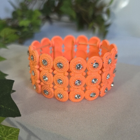 Boho Orange Metal Stretch Bangle Bracelet - Picture 3 of 8